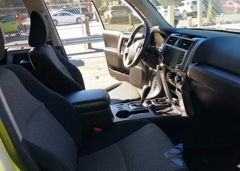 2022 Toyota 4Runner Sr5 from USA, damaged, VIN JTEEU5JR3N5277350